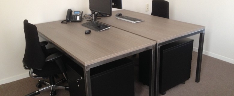Bureau 003